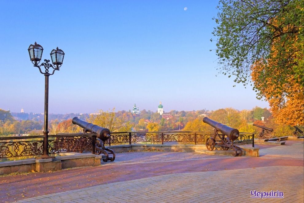 ДРЕВНИЙ ЧЕРНИГОВ И АНТОНИЕВЫ ПЕЩЕРЫ | с Киева